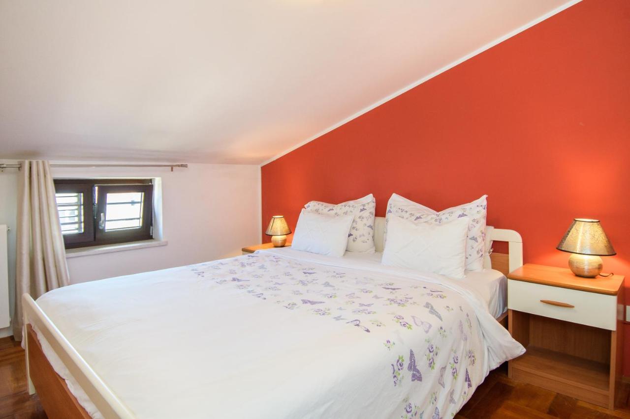 Dora Apartmán Porec